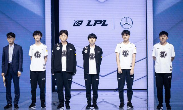 他既能胜任 他既能胜任