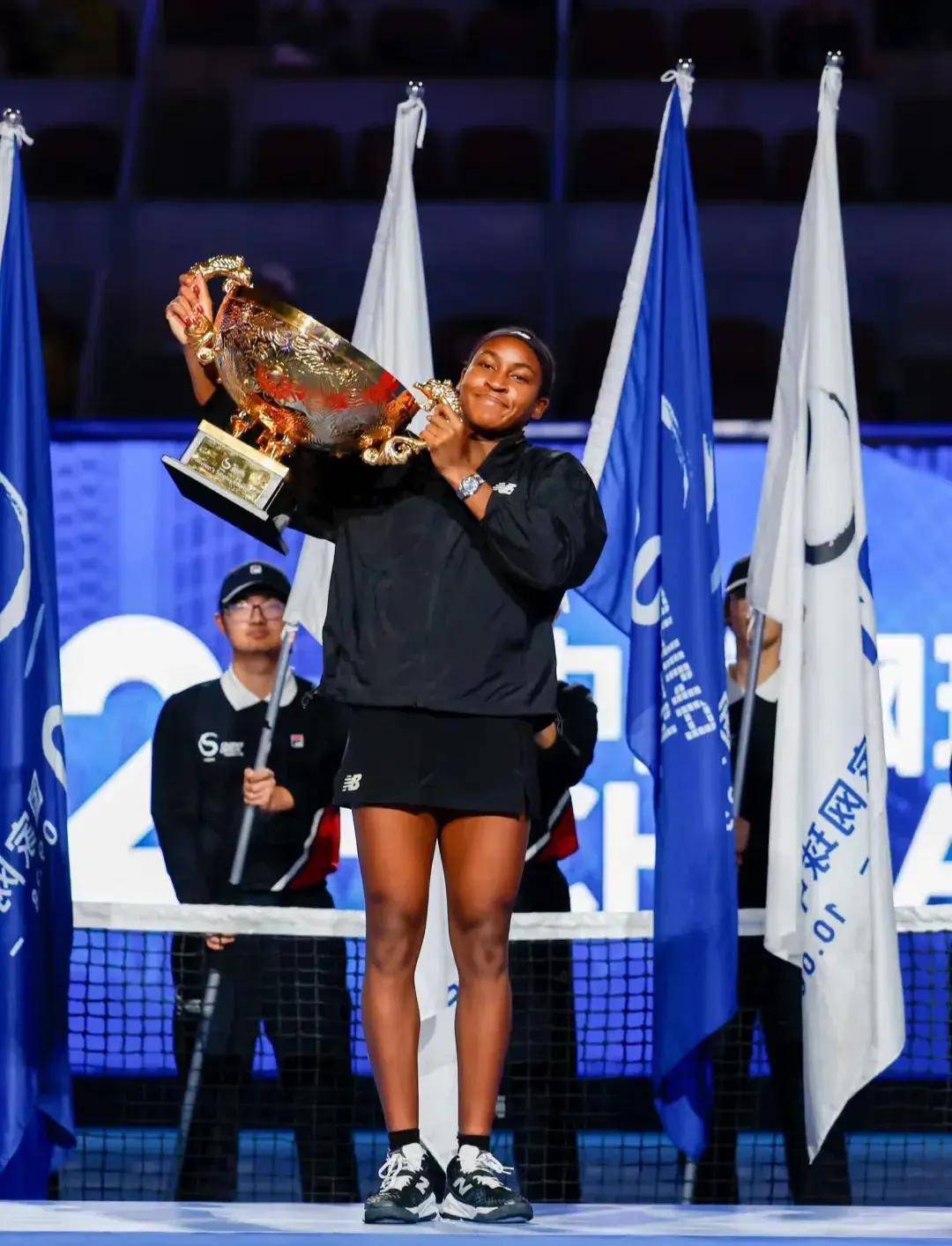 见证更多辉 见证更多辉