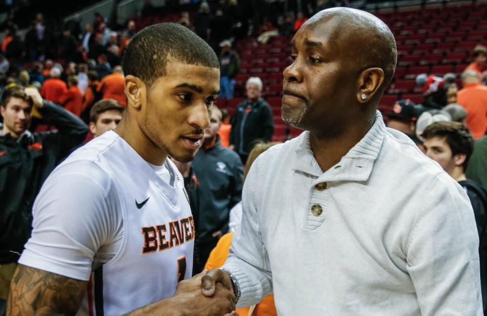 迫使广东队 迫使广东队