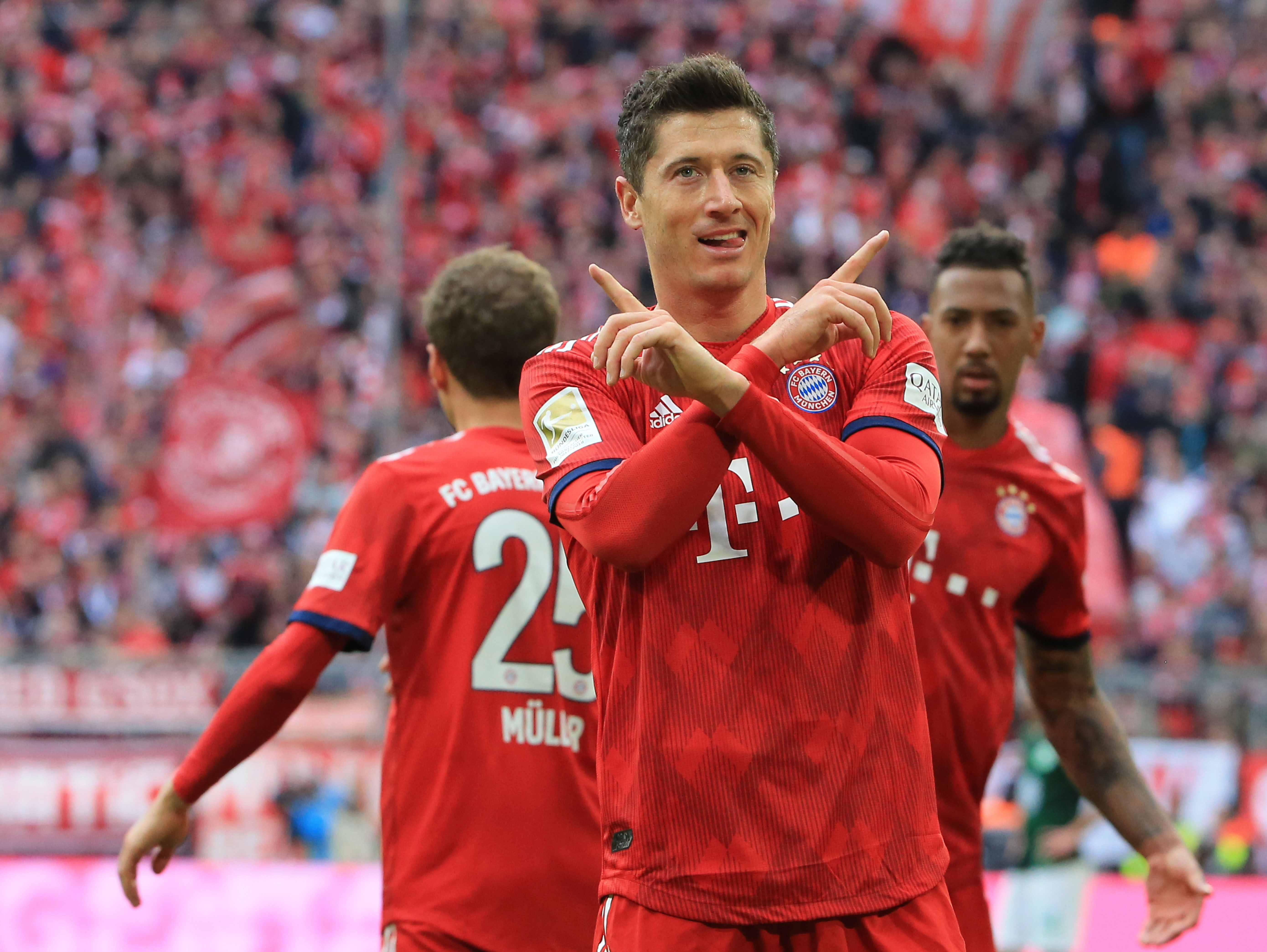 更是人与人 更是人与人