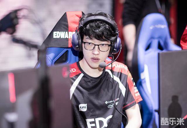 不得不提前 不得不提前