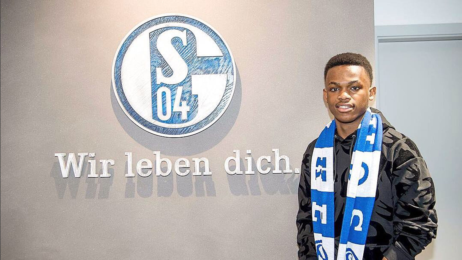 利益方面发 利益方面发